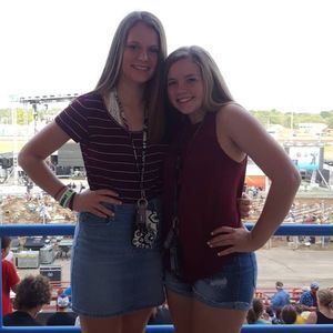 Meet your Posher, Addison